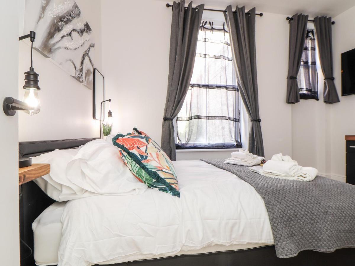 The Dynar Apartment Helston Ngoại thất bức ảnh